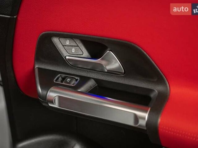 Білий Мерседес GLB-Class, об'ємом двигуна 1.99 л та пробігом 59 тис. км за 29900 $, фото 20 на Automoto.ua