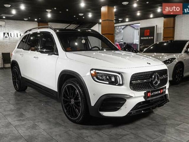 Білий Мерседес GLB-Class, об'ємом двигуна 1.99 л та пробігом 59 тис. км за 29900 $, фото 29 на Automoto.ua