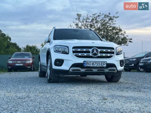 Белый Мерседес GLB-Class, объемом двигателя 1.99 л и пробегом 21 тыс. км за 28999 $, фото 22 на Automoto.ua