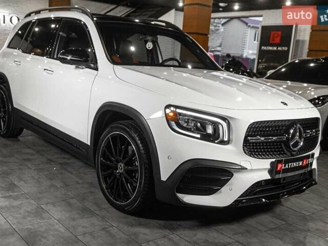 Білий Мерседес GLB-Class, об'ємом двигуна 1.99 л та пробігом 59 тис. км за 29900 $, фото 32 на Automoto.ua