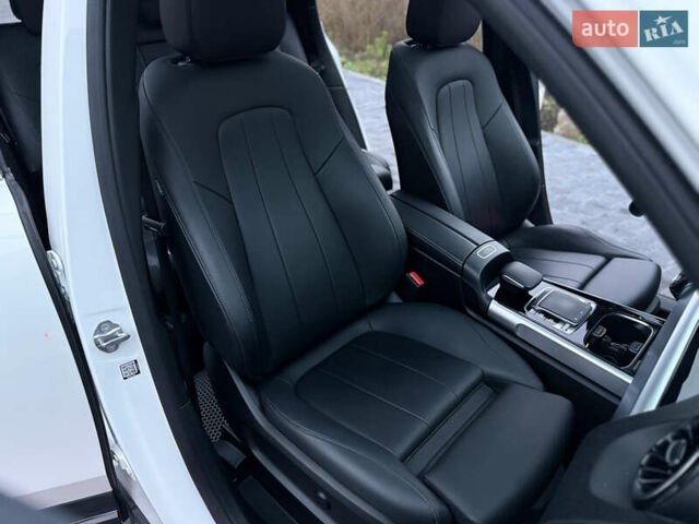 Білий Мерседес GLB-Class, об'ємом двигуна 1.99 л та пробігом 21 тис. км за 28999 $, фото 81 на Automoto.ua