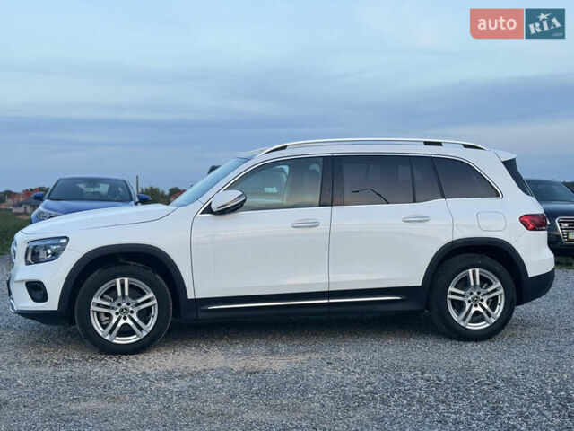 Белый Мерседес GLB-Class, объемом двигателя 1.99 л и пробегом 21 тыс. км за 28999 $, фото 13 на Automoto.ua