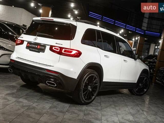 Білий Мерседес GLB-Class, об'ємом двигуна 1.99 л та пробігом 59 тис. км за 29900 $, фото 7 на Automoto.ua