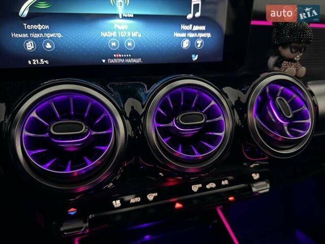 Белый Мерседес GLB-Class, объемом двигателя 1.95 л и пробегом 43 тыс. км за 38500 $, фото 38 на Automoto.ua