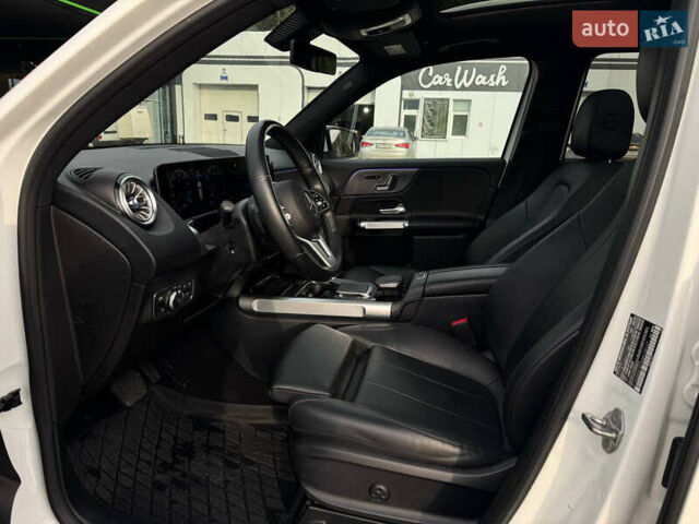 Белый Мерседес GLB-Class, объемом двигателя 2 л и пробегом 84 тыс. км за 30900 $, фото 18 на Automoto.ua