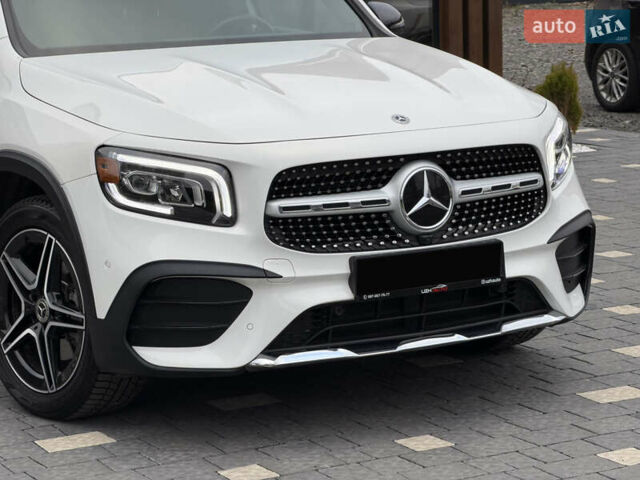 Білий Мерседес GLB-Class, об'ємом двигуна 2 л та пробігом 52 тис. км за 32000 $, фото 10 на Automoto.ua