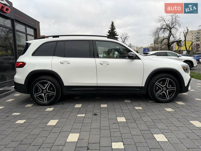 Білий Мерседес GLB-Class, об'ємом двигуна 2 л та пробігом 52 тис. км за 32000 $, фото 6 на Automoto.ua