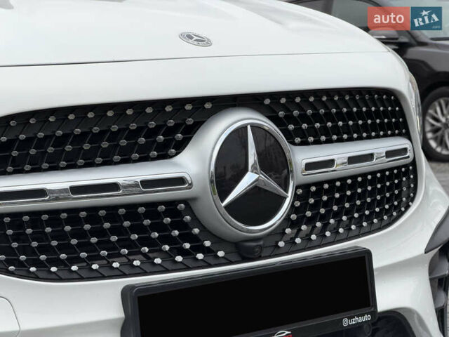 Білий Мерседес GLB-Class, об'ємом двигуна 2 л та пробігом 52 тис. км за 32000 $, фото 12 на Automoto.ua