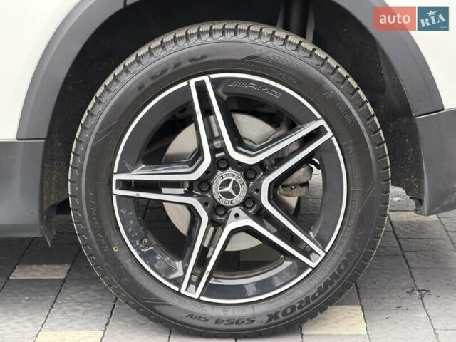 Білий Мерседес GLB-Class, об'ємом двигуна 2 л та пробігом 52 тис. км за 32000 $, фото 5 на Automoto.ua