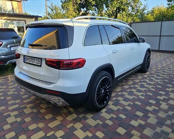 Белый Мерседес GLB-Class, объемом двигателя 1.99 л и пробегом 28 тыс. км за 32500 $, фото 9 на Automoto.ua