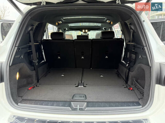 Білий Мерседес GLB-Class, об'ємом двигуна 2 л та пробігом 52 тис. км за 32000 $, фото 73 на Automoto.ua