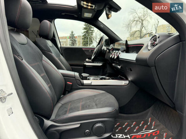 Білий Мерседес GLB-Class, об'ємом двигуна 2 л та пробігом 52 тис. км за 32000 $, фото 51 на Automoto.ua