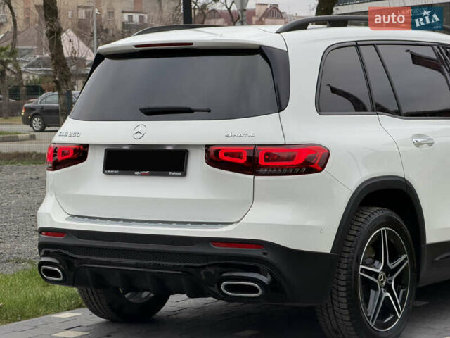 Білий Мерседес GLB-Class, об'ємом двигуна 2 л та пробігом 52 тис. км за 32000 $, фото 23 на Automoto.ua