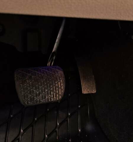 Белый Мерседес GLB-Class, объемом двигателя 1.99 л и пробегом 28 тыс. км за 32500 $, фото 36 на Automoto.ua