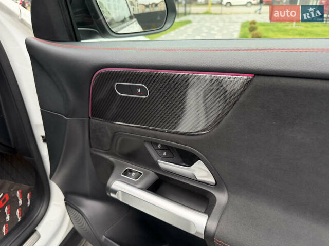 Білий Мерседес GLB-Class, об'ємом двигуна 2 л та пробігом 52 тис. км за 32000 $, фото 50 на Automoto.ua