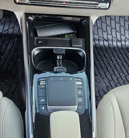 Белый Мерседес GLB-Class, объемом двигателя 1.99 л и пробегом 28 тыс. км за 32500 $, фото 34 на Automoto.ua