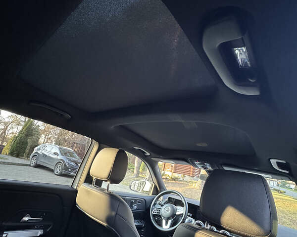 Белый Мерседес GLB-Class, объемом двигателя 1.99 л и пробегом 70 тыс. км за 29900 $, фото 40 на Automoto.ua