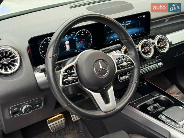 Білий Мерседес GLB-Class, об'ємом двигуна 2 л та пробігом 52 тис. км за 32000 $, фото 35 на Automoto.ua