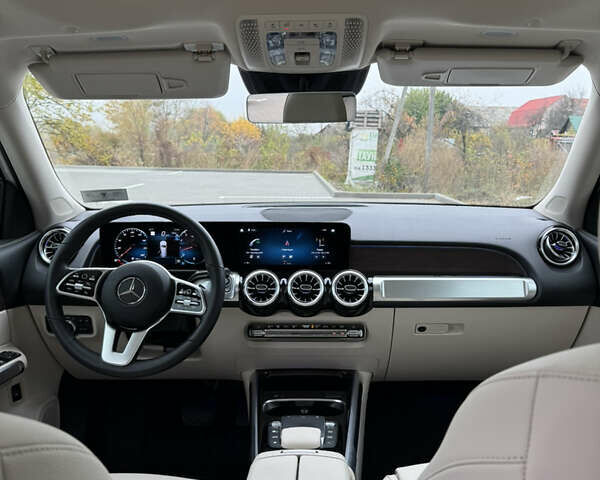 Белый Мерседес GLB-Class, объемом двигателя 1.99 л и пробегом 36 тыс. км за 49000 $, фото 24 на Automoto.ua