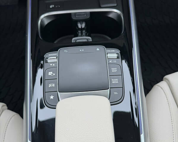 Белый Мерседес GLB-Class, объемом двигателя 1.99 л и пробегом 36 тыс. км за 49000 $, фото 25 на Automoto.ua