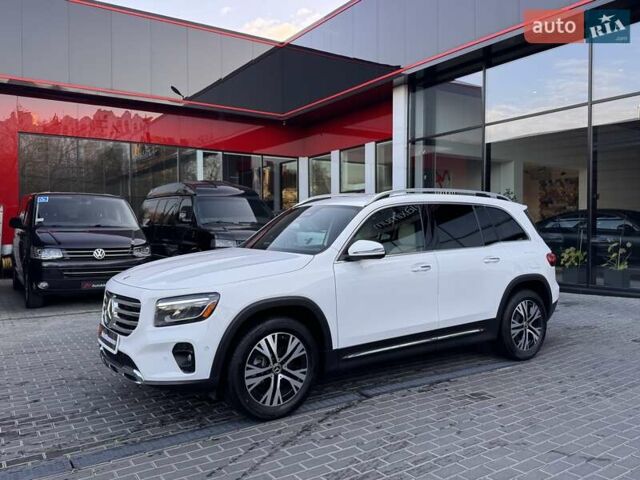 Білий Мерседес GLB-Class, об'ємом двигуна 1.99 л та пробігом 2 тис. км за 47900 $, фото 3 на Automoto.ua