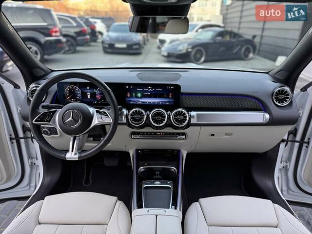 Білий Мерседес GLB-Class, об'ємом двигуна 1.99 л та пробігом 2 тис. км за 47900 $, фото 15 на Automoto.ua