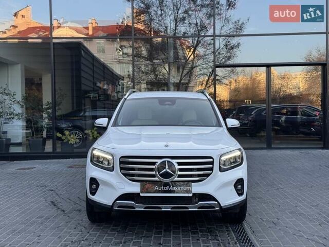Білий Мерседес GLB-Class, об'ємом двигуна 1.99 л та пробігом 2 тис. км за 47900 $, фото 1 на Automoto.ua