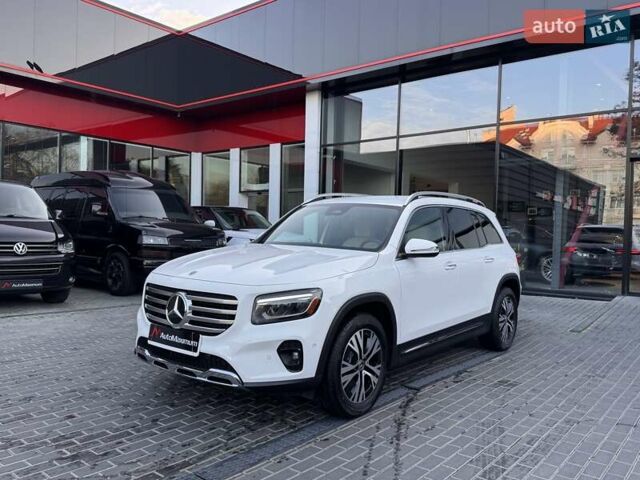 Білий Мерседес GLB-Class, об'ємом двигуна 1.99 л та пробігом 2 тис. км за 47900 $, фото 2 на Automoto.ua