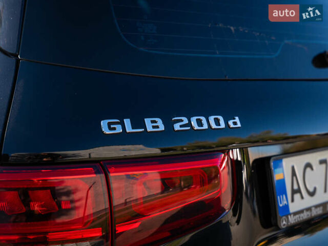Черный Мерседес GLB-Class, объемом двигателя 1.95 л и пробегом 166 тыс. км за 30000 $, фото 65 на Automoto.ua