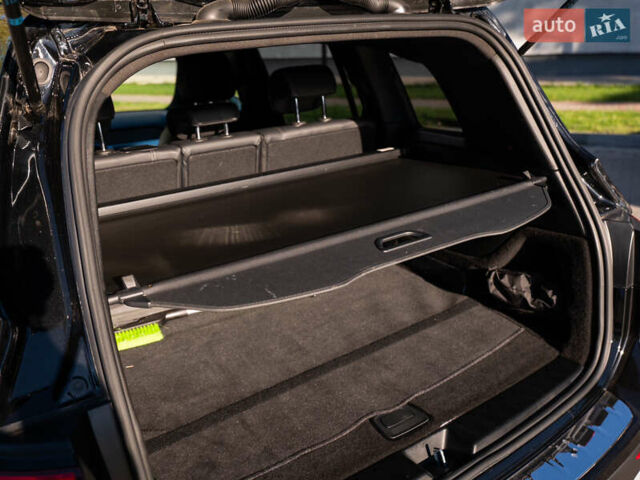 Черный Мерседес GLB-Class, объемом двигателя 1.95 л и пробегом 166 тыс. км за 30000 $, фото 5 на Automoto.ua