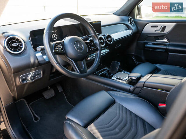 Черный Мерседес GLB-Class, объемом двигателя 1.95 л и пробегом 166 тыс. км за 30000 $, фото 19 на Automoto.ua