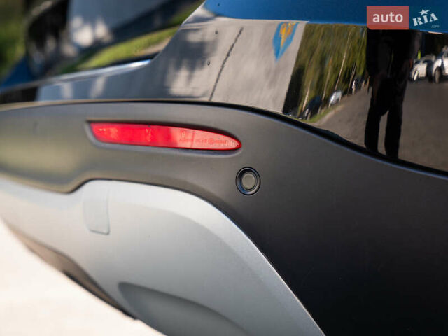 Черный Мерседес GLB-Class, объемом двигателя 1.95 л и пробегом 166 тыс. км за 30000 $, фото 71 на Automoto.ua