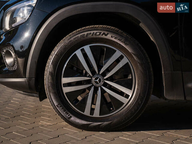 Черный Мерседес GLB-Class, объемом двигателя 1.95 л и пробегом 166 тыс. км за 30000 $, фото 33 на Automoto.ua