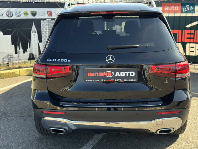 Черный Мерседес GLB-Class, объемом двигателя 2 л и пробегом 160 тыс. км за 33900 $, фото 7 на Automoto.ua