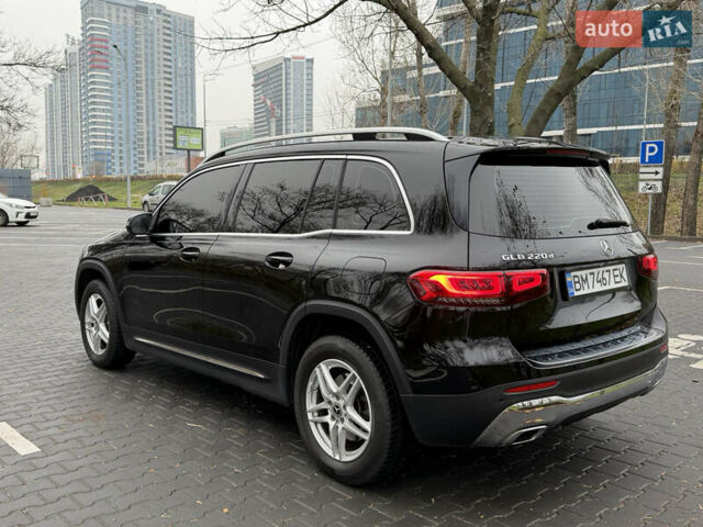 Черный Мерседес GLB-Class, объемом двигателя 1.95 л и пробегом 155 тыс. км за 28900 $, фото 4 на Automoto.ua