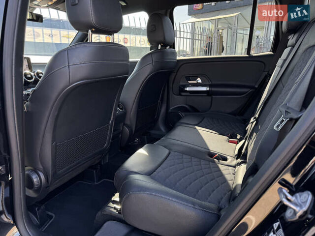 Черный Мерседес GLB-Class, объемом двигателя 2 л и пробегом 160 тыс. км за 33900 $, фото 12 на Automoto.ua