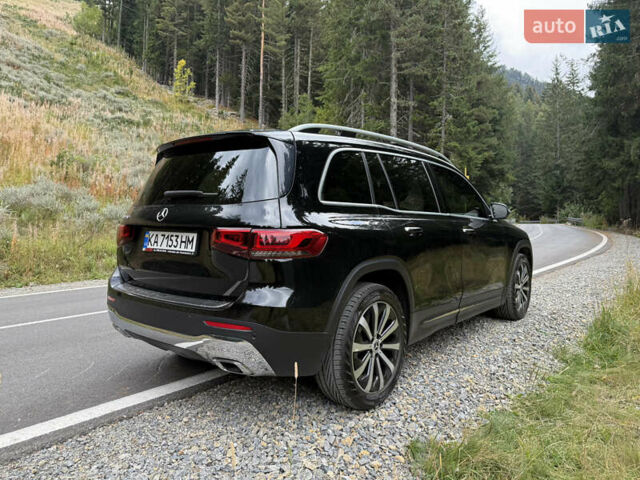 Черный Мерседес GLB-Class, объемом двигателя 1.99 л и пробегом 49 тыс. км за 30304 $, фото 4 на Automoto.ua