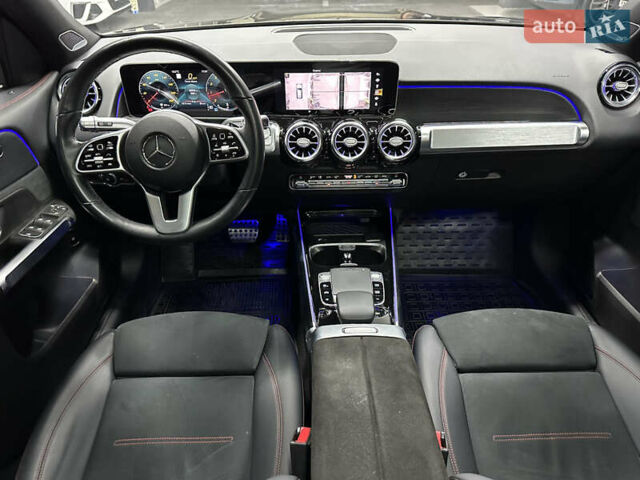 Черный Мерседес GLB-Class, объемом двигателя 1.99 л и пробегом 55 тыс. км за 35900 $, фото 12 на Automoto.ua