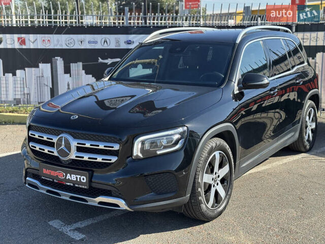 Черный Мерседес GLB-Class, объемом двигателя 2 л и пробегом 160 тыс. км за 33900 $, фото 2 на Automoto.ua