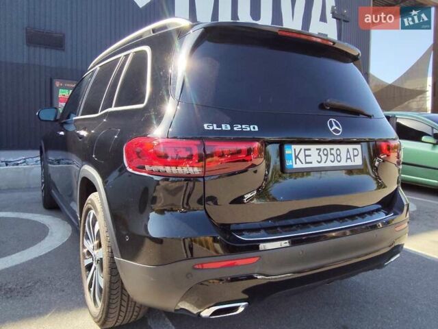 Черный Мерседес GLB-Class, объемом двигателя 1.99 л и пробегом 95 тыс. км за 29500 $, фото 11 на Automoto.ua