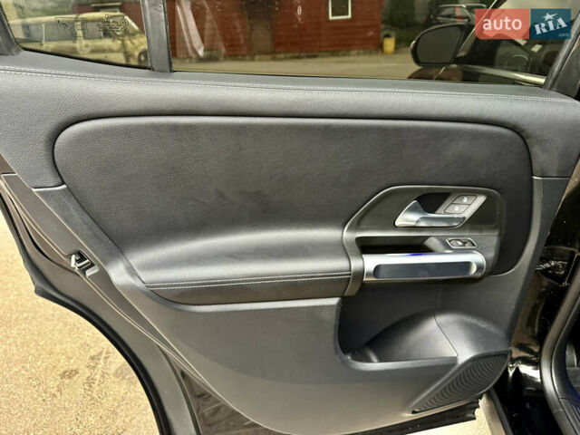 Мерседес GLB-Class 2021 в Ровно на Automoto.ua Черный Мерседес GLB-Class, объемом двигателя 2 л и пробегом 39 тыс. км за 30000 $, фото 16 на Automoto.ua