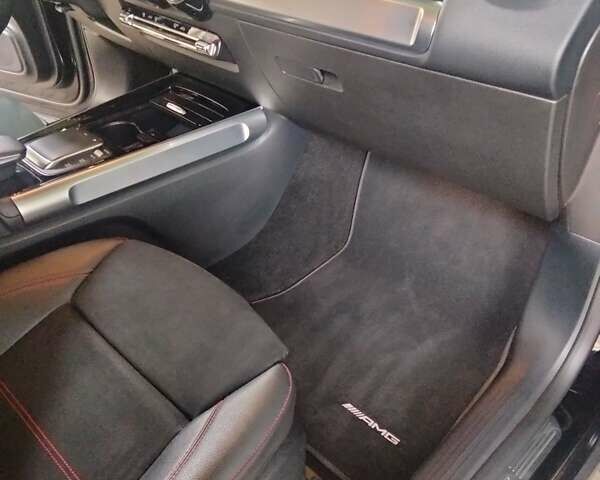 Чорний Мерседес GLB-Class, об'ємом двигуна 1.95 л та пробігом 71 тис. км за 36990 $, фото 8 на Automoto.ua