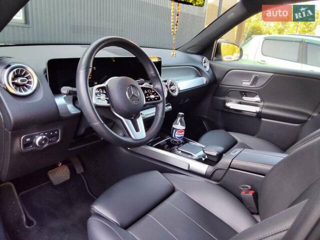 Черный Мерседес GLB-Class, объемом двигателя 1.99 л и пробегом 95 тыс. км за 29500 $, фото 24 на Automoto.ua