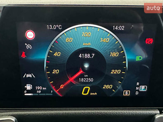 Черный Мерседес GLB-Class, объемом двигателя 1.95 л и пробегом 182 тыс. км за 32950 $, фото 16 на Automoto.ua