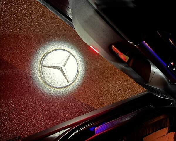 Чорний Мерседес GLB-Class, об'ємом двигуна 1.99 л та пробігом 47 тис. км за 29850 $, фото 21 на Automoto.ua