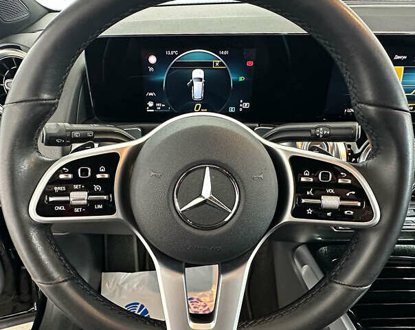 Черный Мерседес GLB-Class, объемом двигателя 1.95 л и пробегом 182 тыс. км за 32950 $, фото 13 на Automoto.ua