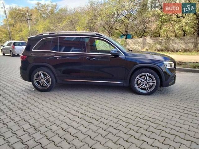 Чорний Мерседес GLB-Class, об'ємом двигуна 1.95 л та пробігом 71 тис. км за 36990 $, фото 25 на Automoto.ua