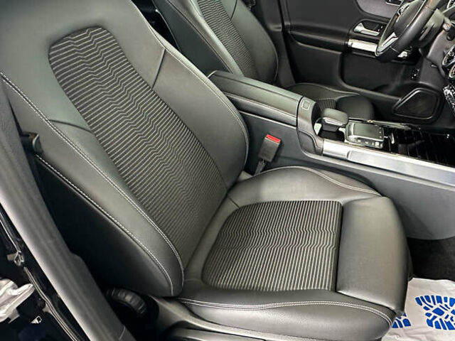 Черный Мерседес GLB-Class, объемом двигателя 1.95 л и пробегом 182 тыс. км за 32950 $, фото 8 на Automoto.ua