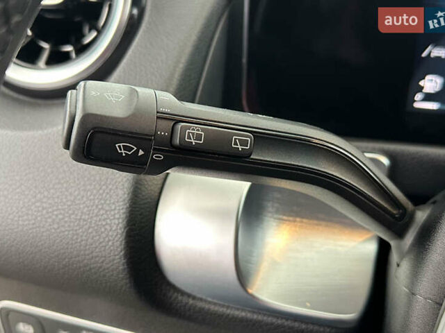 Черный Мерседес GLB-Class, объемом двигателя 1.95 л и пробегом 182 тыс. км за 32950 $, фото 16 на Automoto.ua