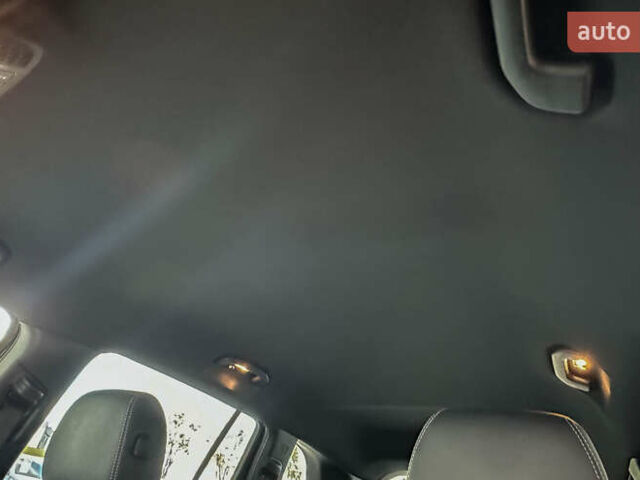 Черный Мерседес GLB-Class, объемом двигателя 1.95 л и пробегом 182 тыс. км за 32950 $, фото 50 на Automoto.ua